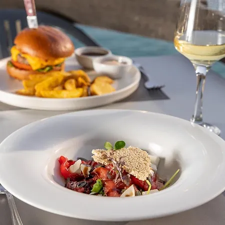 San Nicolas 4* Mikros Gialos