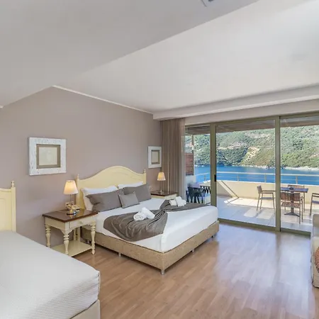 Hotel San Nicolas 4*