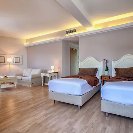 Hotell San Nicolas 4*