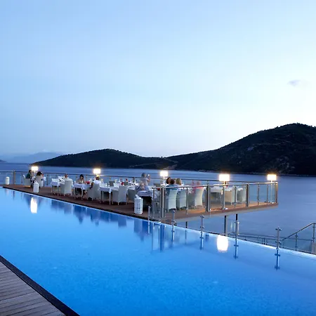Ξενοδοχείο San Nicolas 4*