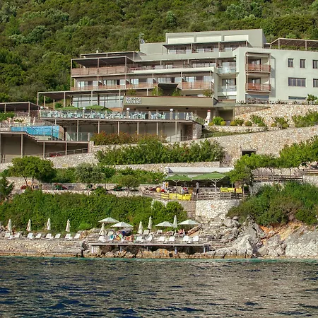 San Nicolas Μικρός Γιαλός